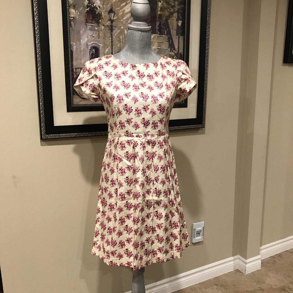 NWOT Very Lovely Dress